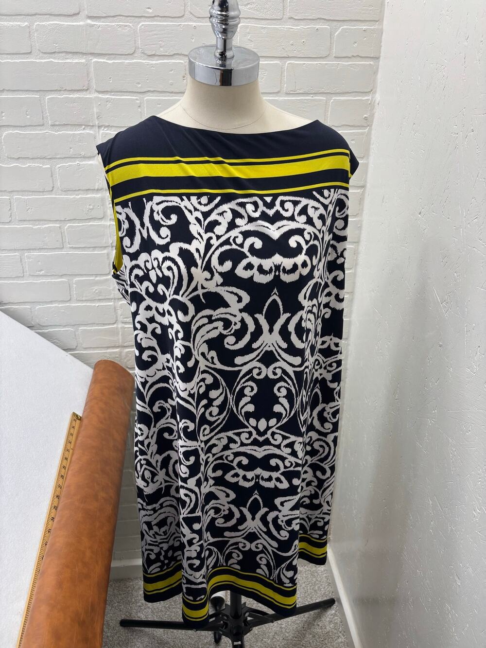 Jessica Howard Dress Woman's 2XL NWT Navy Blue White Damask Yellow C10
